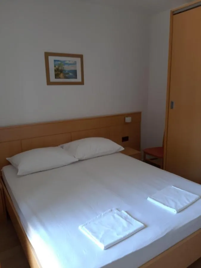 Apartmani Lucija I Maro Kampor Apartament