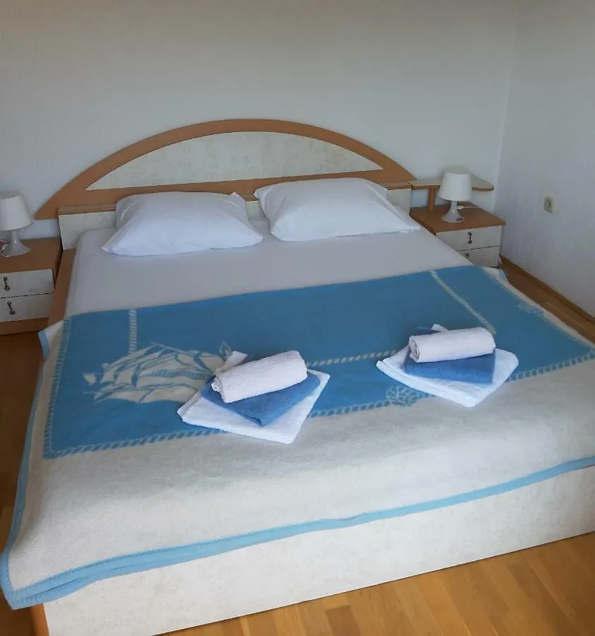 Apartament Apartmani Lucija I Maro Kampor