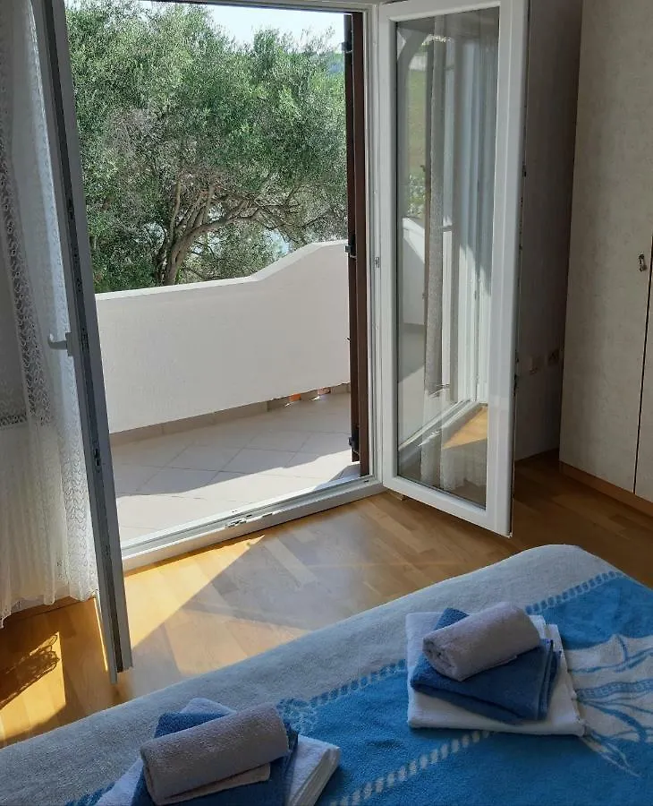דירה Kampor Apartmani Lucija I Maro קרואטיה