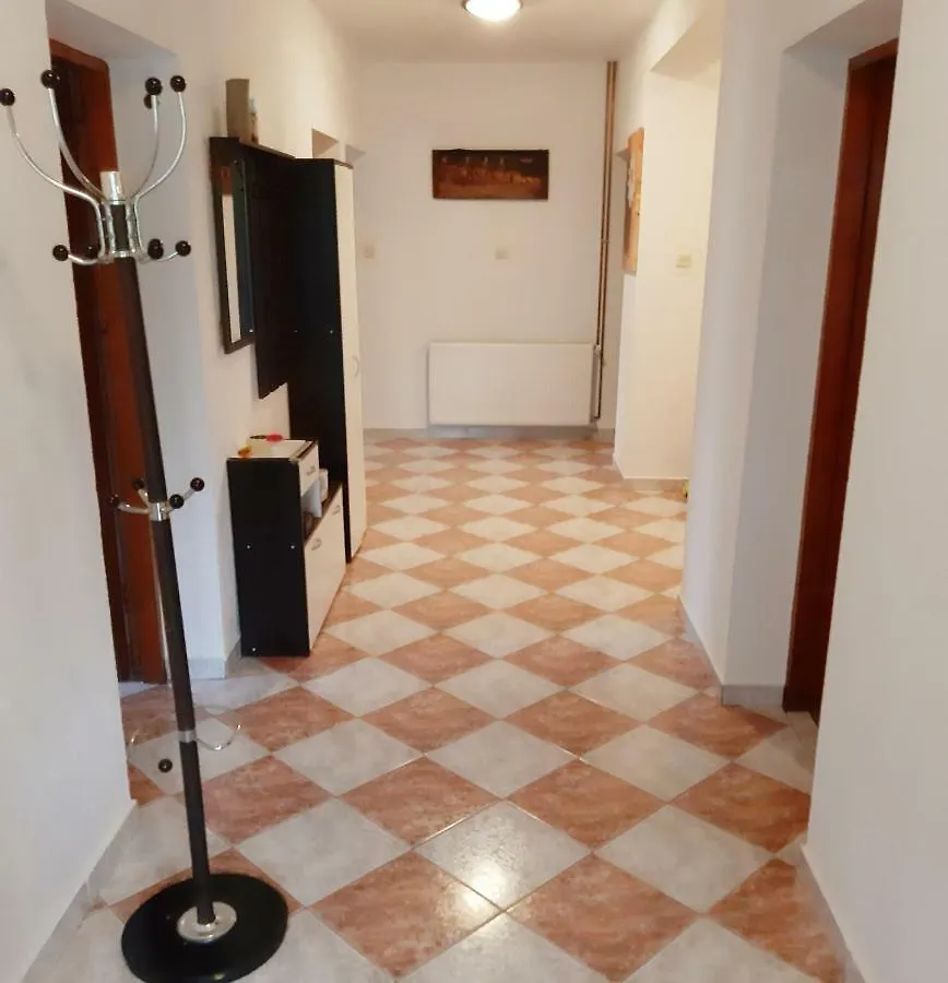 Apartmani Lucija I Maro Kampor Apartament